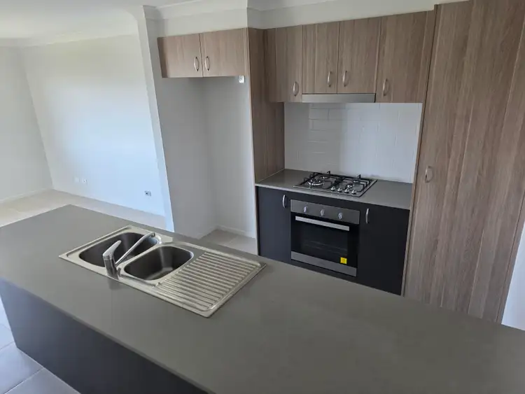 Fourth view of Homely house listing, 2/11 Millhouse Close, Farley NSW 2320