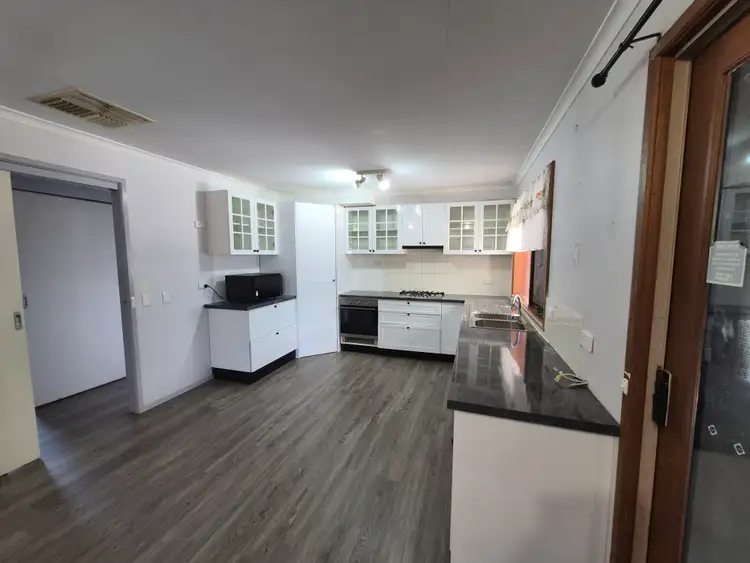 Fifth view of Homely house listing, 39 Jackling Drive, Lavington NSW 2641