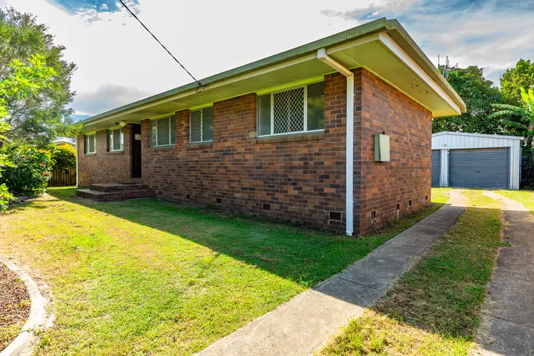 Second view of Homely house listing, 3 Sunset Drive, Thabeban QLD 4670