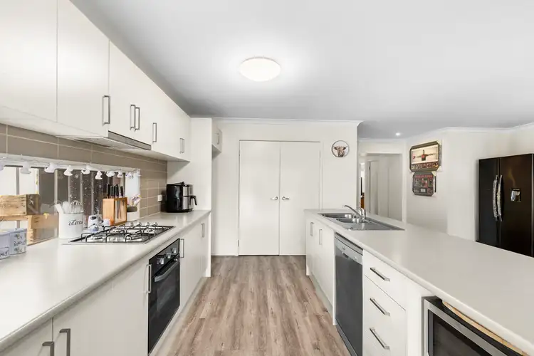 Fourth view of Homely house listing, 11 Crake Court, Lara VIC 3212