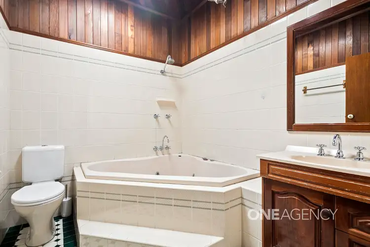 Second view of Homely house listing, 10 Hopewood Crescent, Fairy Meadow NSW 2519