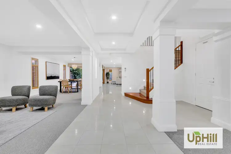 10 Marbelia Drive, Berwick VIC 3806