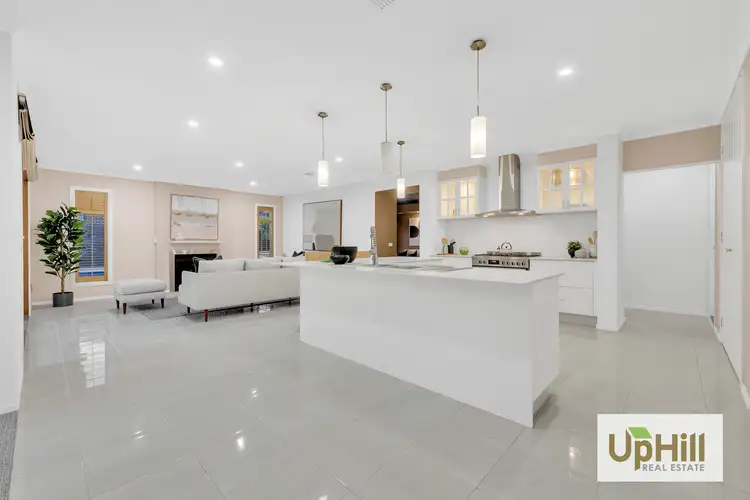 Fifth view of Homely house listing, 10 Marbelia Drive, Berwick VIC 3806