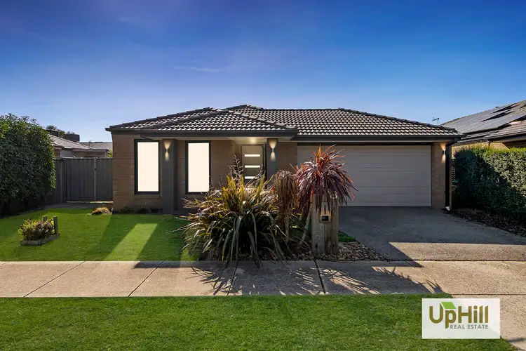 18 Rupert Street, Cranbourne East VIC 3977
