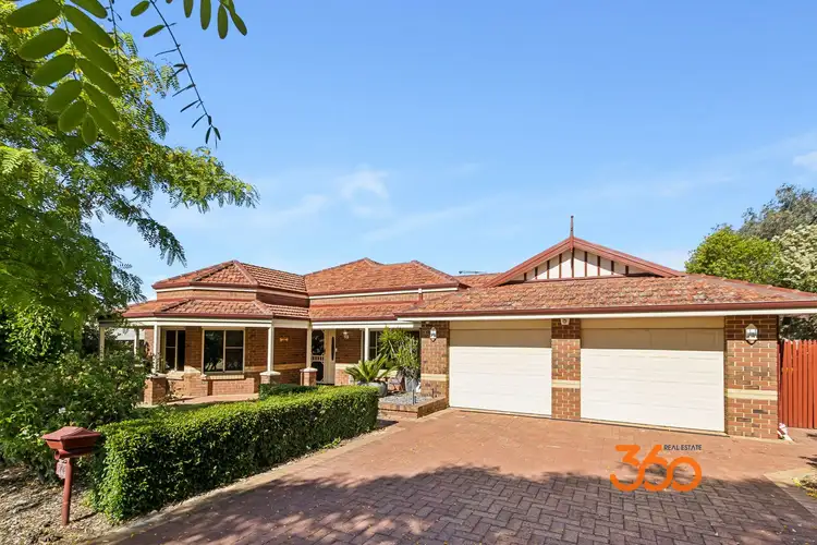11 Maplewood Green, Ellenbrook WA 6069