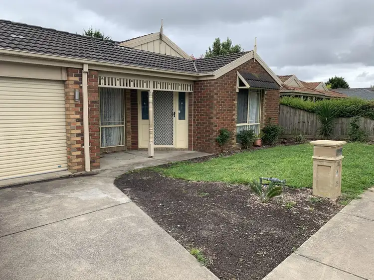 25 Bellevue Dr, Berwick VIC 3806