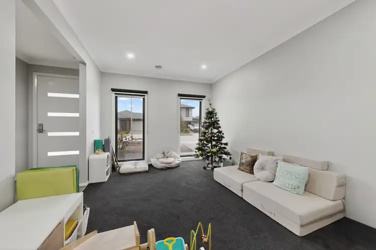 Second view of Homely house listing, 9 Kallista Circuit, Officer VIC 3809