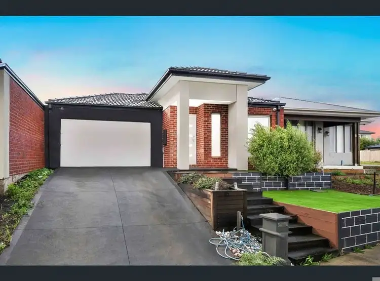 Second view of Homely house listing, 85 Butterfly Boulevard, Tarneit VIC 3029