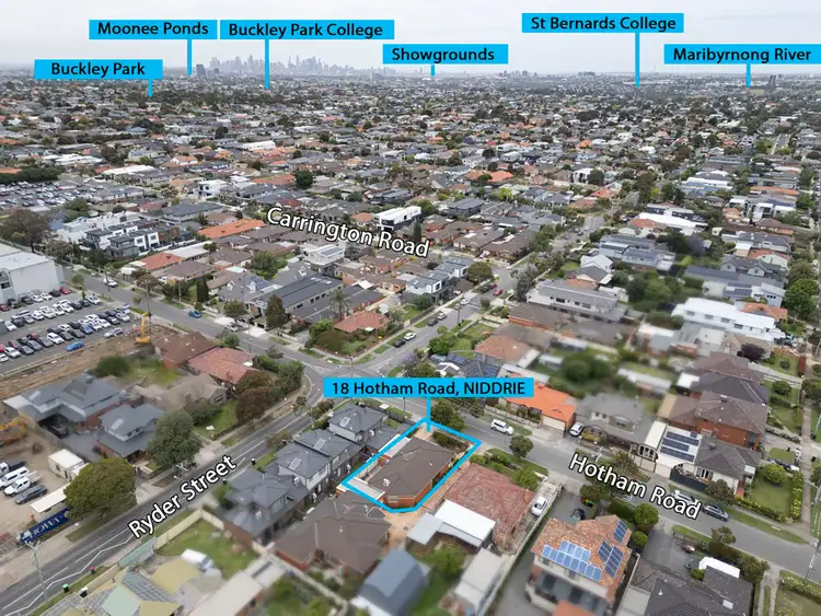Second view of Homely villa listing, 1/18 Hotham Road, Niddrie VIC 3042