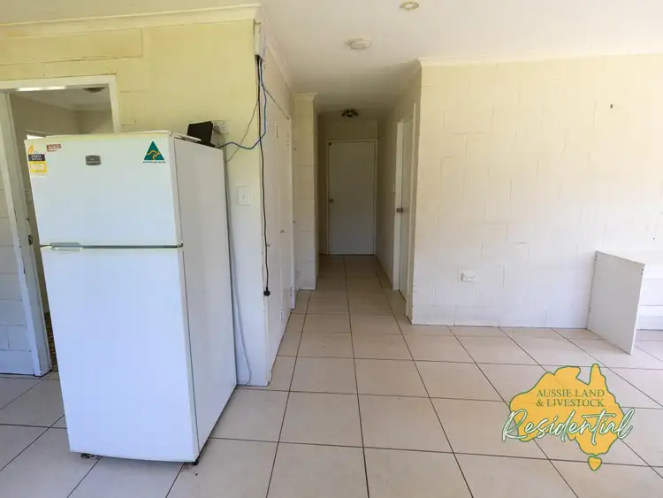 Fifth view of Homely semi-detached listing, 67 BURNETT STREET, Mundubbera QLD 4626