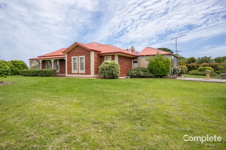 120 WARREANGA ROAD, Wye SA 5291