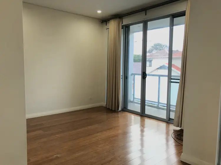 Fourth view of Homely townhouse listing, 10B Macintosh Street, Mascot NSW 2020