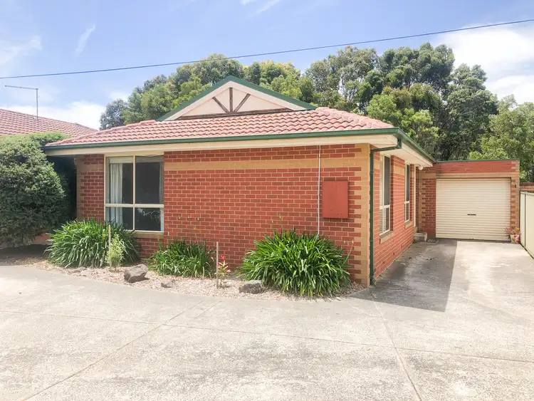 9/5 HOCKING AVENUE, Canadian VIC 3350