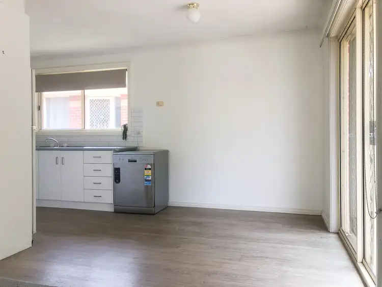 Fifth view of Homely unit listing, 9/5 HOCKING AVENUE, Canadian VIC 3350