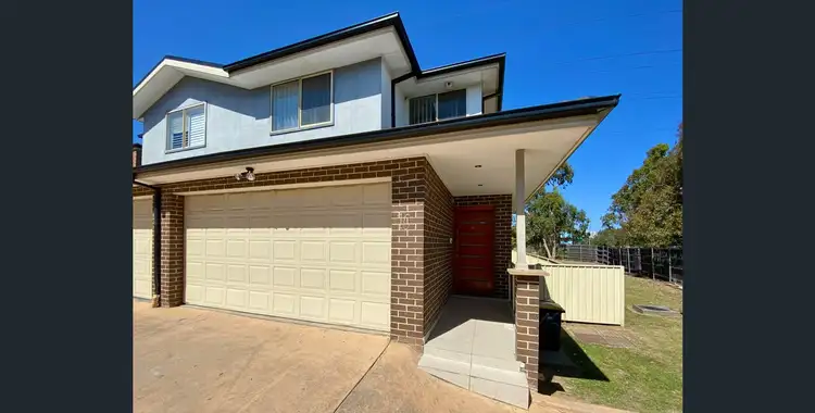 16/7 Altair Place, Hinchinbrook NSW 2168