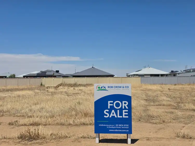 12 Allan Street, Tocumwal NSW 2714