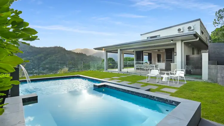 50-52 East Parkridge Drive, Brinsmead QLD 4870