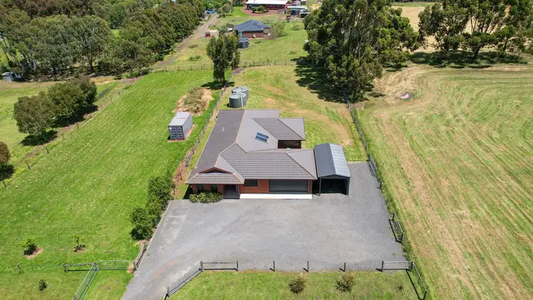 19 Kellys Road, Kirkstall VIC 3283