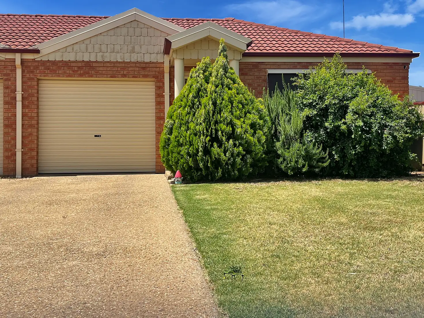 Main view of Homely townhouse listing, 2/8 VERONA AVENUE, Leeton NSW 2705