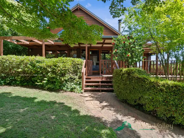 6 Lambert Street, Tawonga VIC 3697