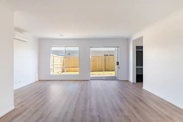 Fifth view of Homely house listing, 47 Rangeland Street, Mambourin VIC 3024