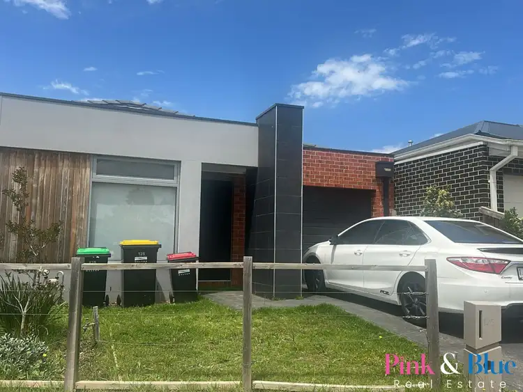125 Hemingway Drive, Rockbank VIC 3335