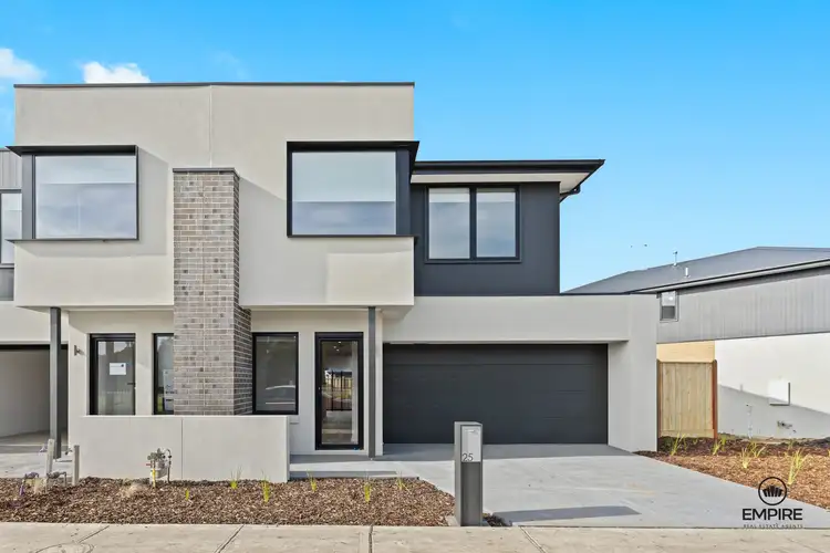 25 Darwinia Avenue, Clyde VIC 3978