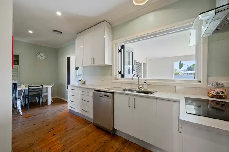 Third view of Homely house listing, 140 BORONIA STREET, North Albury NSW 2640