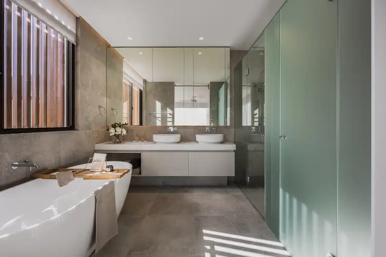 Seventh view of Homely villa listing, 1/7 Alfred Street, Mermaid Beach QLD 4218