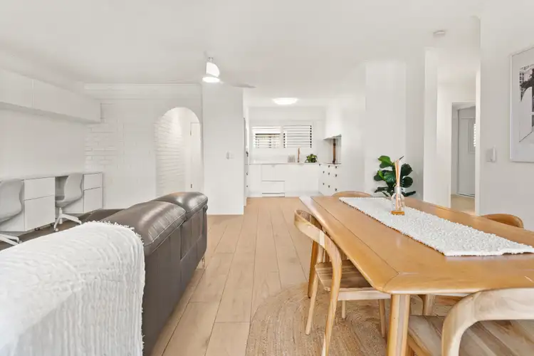 4/63 DIXON STREET, Coolangatta QLD 4225