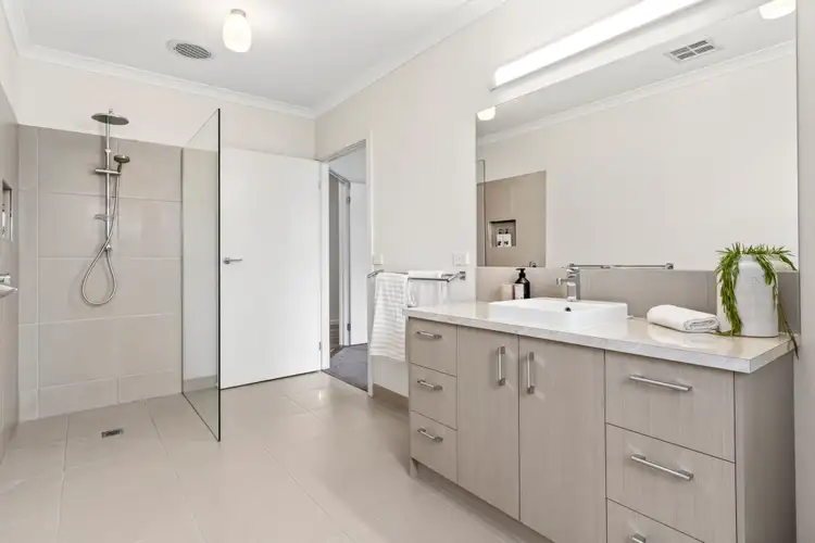 Fifth view of Homely house listing, 11 Dennys Court, Grovedale VIC 3216