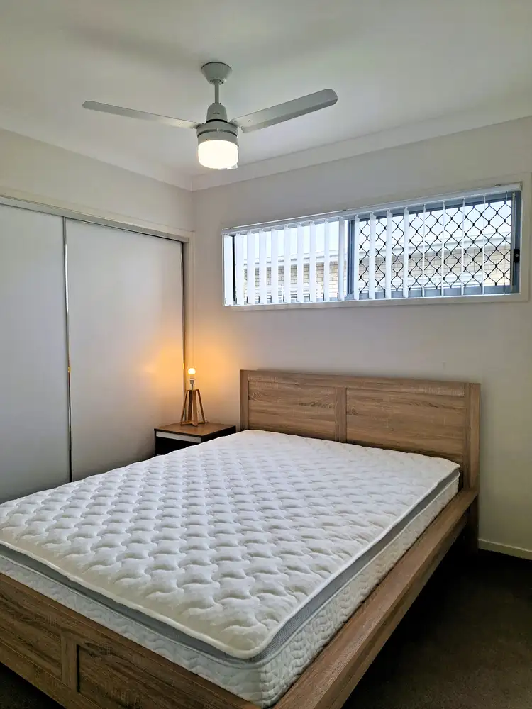 2/11 Maurice Avenue, Salisbury QLD 4107