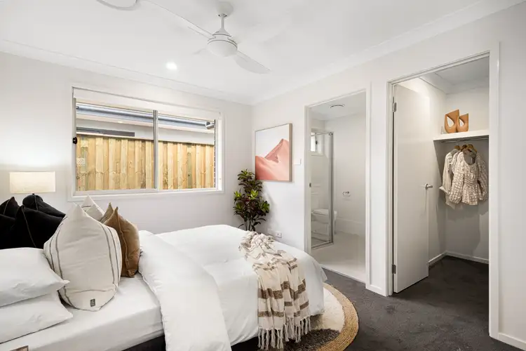 Fifth view of Homely unit listing, 2/259 Settlers Boulevard, Chisholm NSW 2322