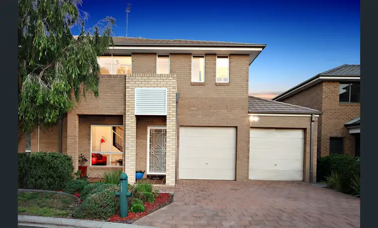 17 Callista Circuit, Taylors Hill VIC 3037