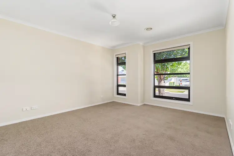 Second view of Homely house listing, 3 NAMOI PLACE, Wodonga VIC 3690