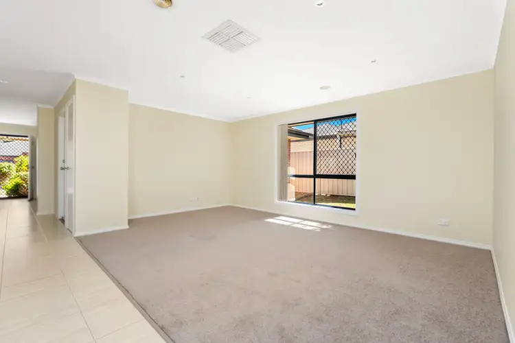 Fourth view of Homely house listing, 3 NAMOI PLACE, Wodonga VIC 3690