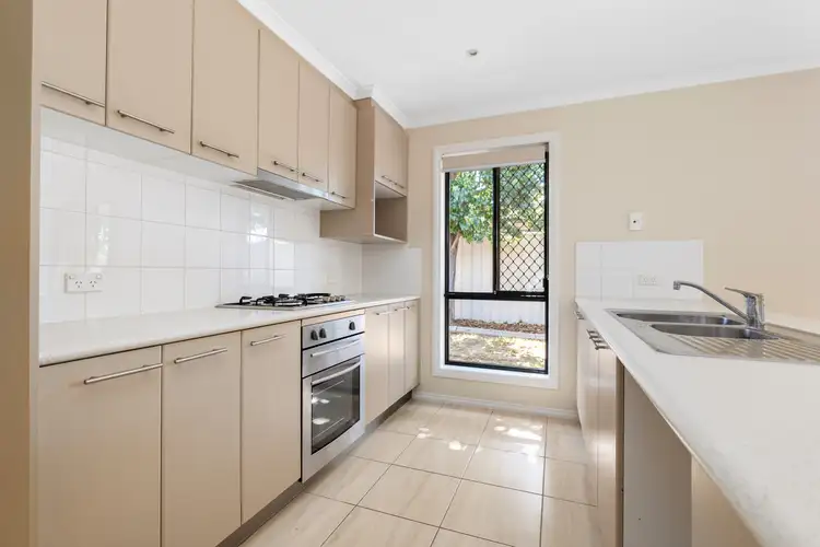 Fifth view of Homely house listing, 3 NAMOI PLACE, Wodonga VIC 3690