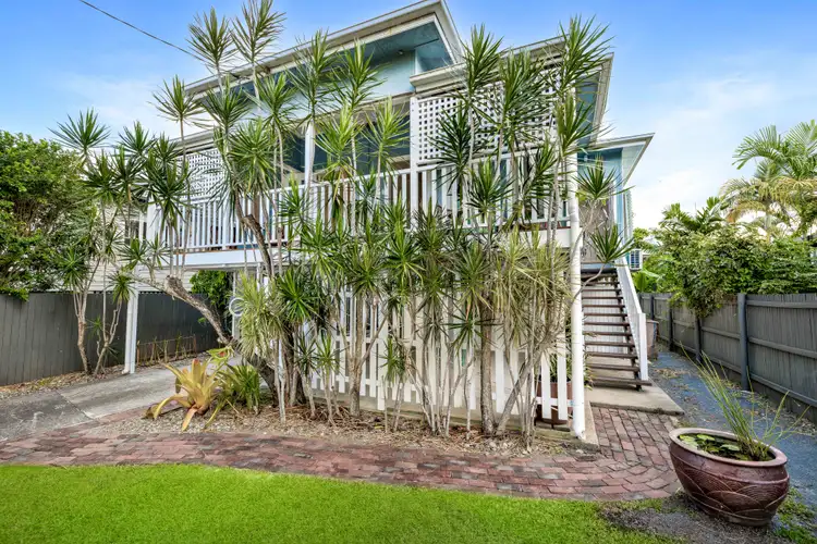 21 BOLAND STREET, Westcourt QLD 4870