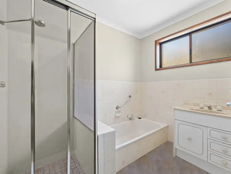 Sixth view of Homely unit listing, 18 Anzac Avenue, Koroit VIC 3282