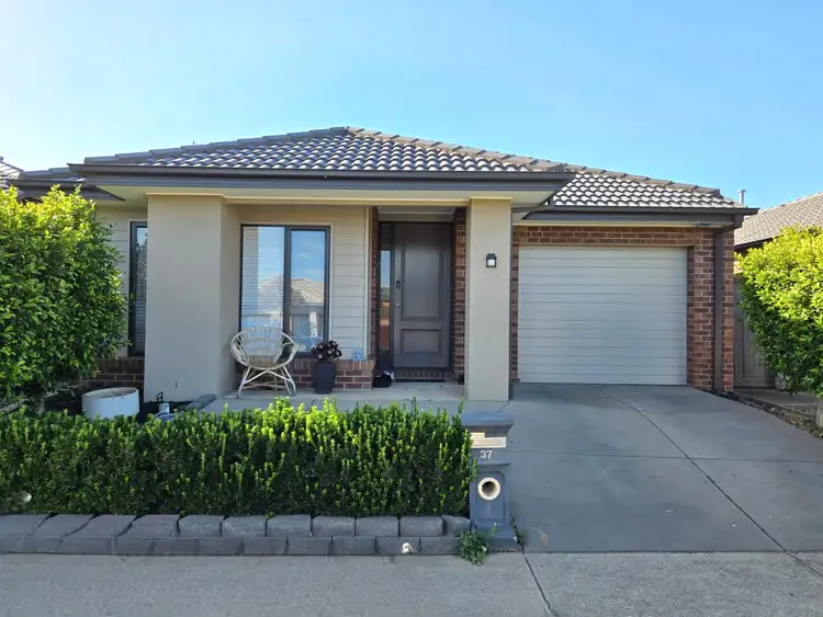37 Anniversary Avenue, Wyndham Vale VIC 3024