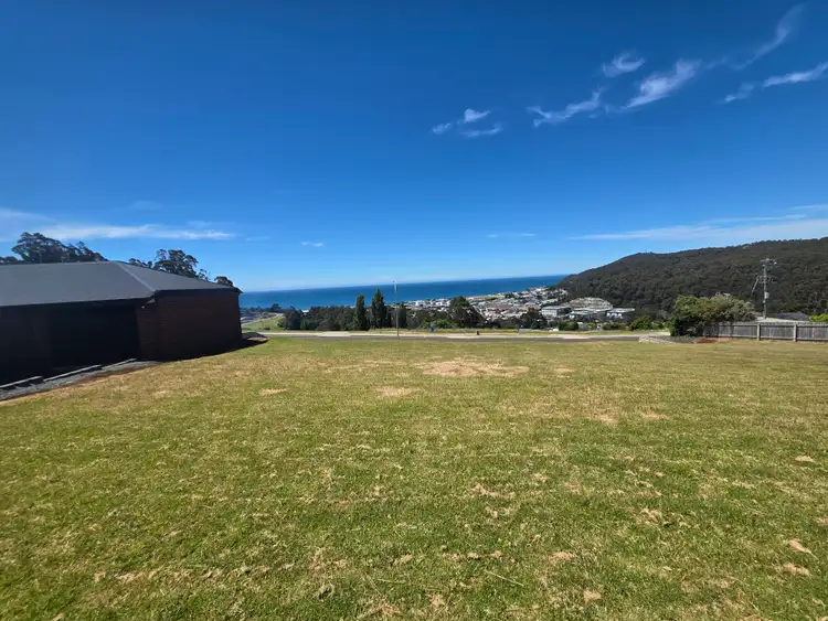 3 Grant Street North, Havenview TAS 7320
