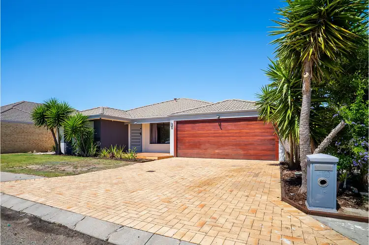 16 Stornaway Court, Seville Grove WA 6112