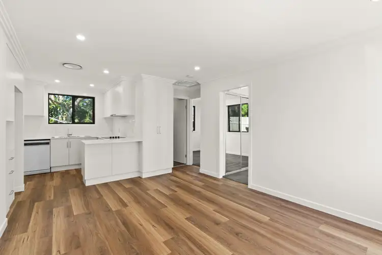 7B Hughes Street, Centenary Heights QLD 4350