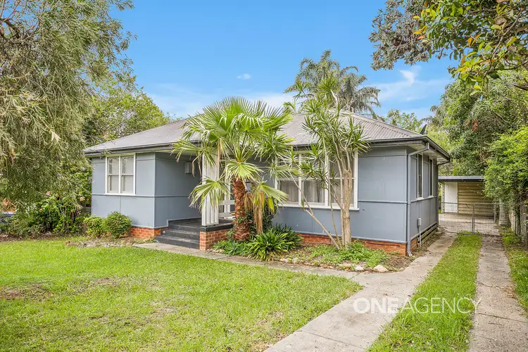 2 Young Avenue, Nowra NSW 2541