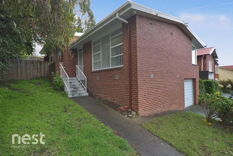 25 Gregson Avenue, New Town TAS 7008