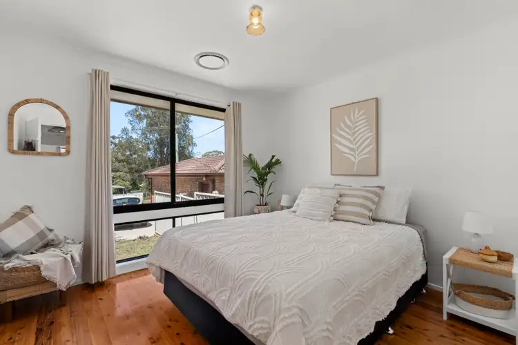 16 Blue Mist Close, Sussex Inlet NSW 2540