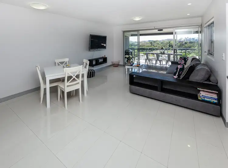 Fifth view of Homely apartment listing, 8/58 Durham Street, St Lucia QLD 4067