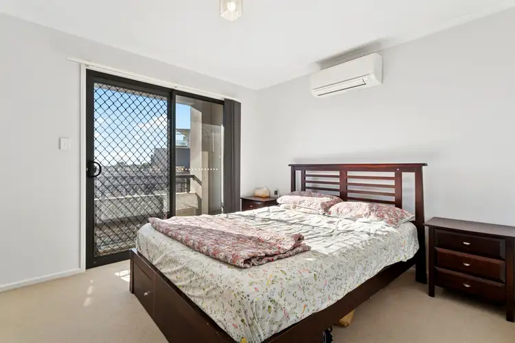 22/10 Darby Lane, Mawson Lakes SA 5095