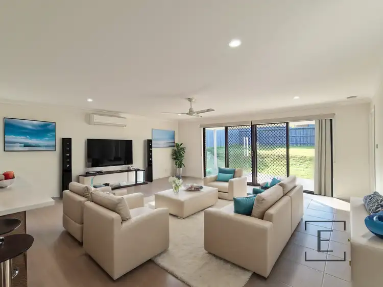 6 Ascot Drive, Currans Hill NSW 2567