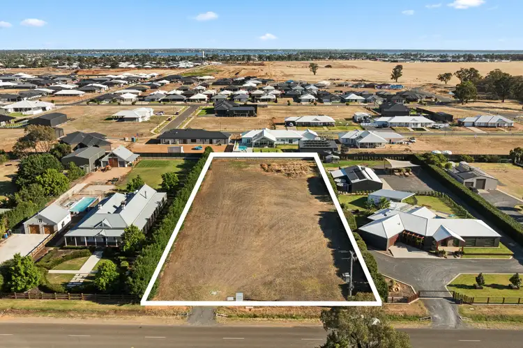57 Cahills Road
